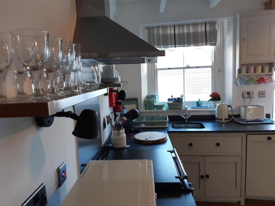Corvus - Beautiful Cottage Half A Mile From Mousehole Penzance Exterior foto